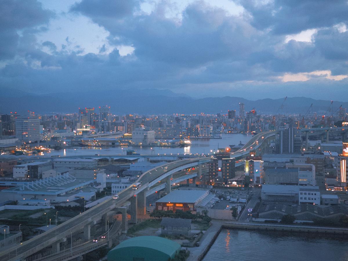 福冈港湾与都市高速