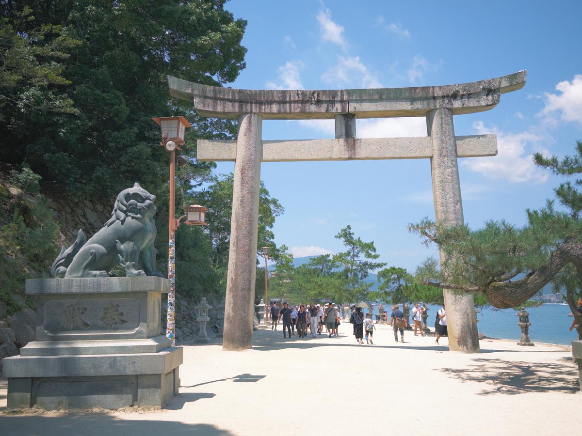 严岛神社入口