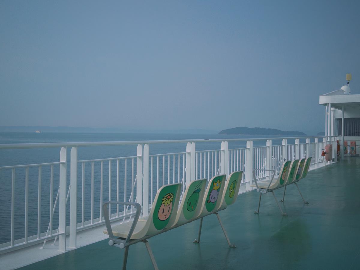 渡轮甲板与濑户内海
